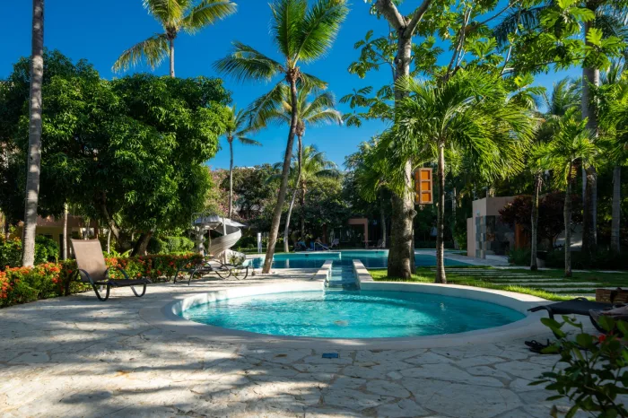 1-Bedroom Luxury Garden View Apartment in Infiniti Blu