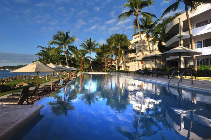 Luxury Two-Bedroom Oceanfront Residence at Infiniti Blu