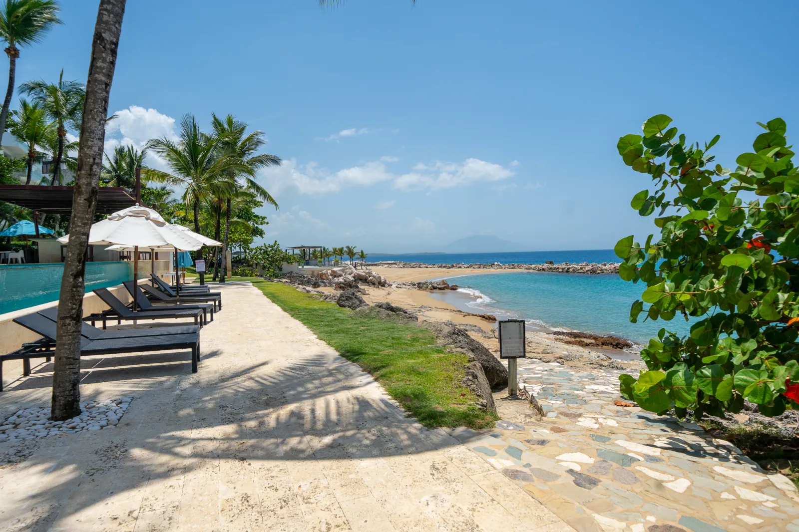 Elegant 1 Bedroom Garden Residence in Infiniti Blu
