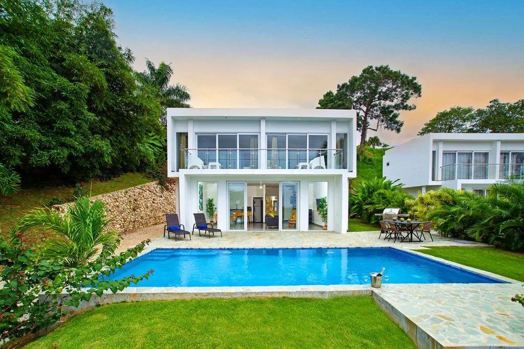 Modern 2-Bedroom Villa with Private Pool in Villas Agua Dulce