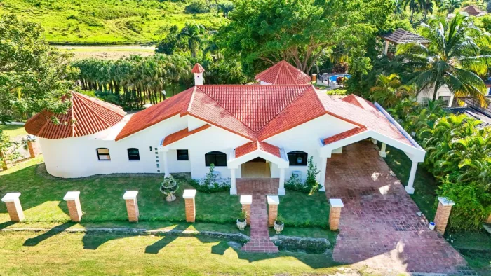 Mediterranean-Inspired Villa in Terramar
